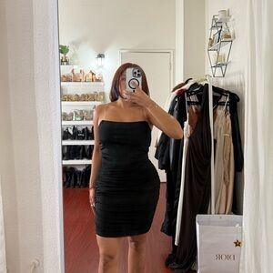 Elegant Black Strapless Dress